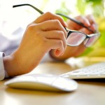 <!--:ES-->La presbicia o presbiopía: una condición que no debes perder de vista<!--:-->