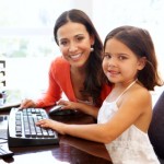 <!--:ES-->Las madres que tienen un empleo reportan mejor salud que las que no. ¿Qué crees tú?<!--:-->