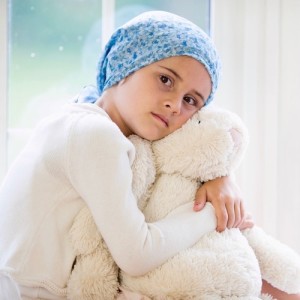 niña con leucemia